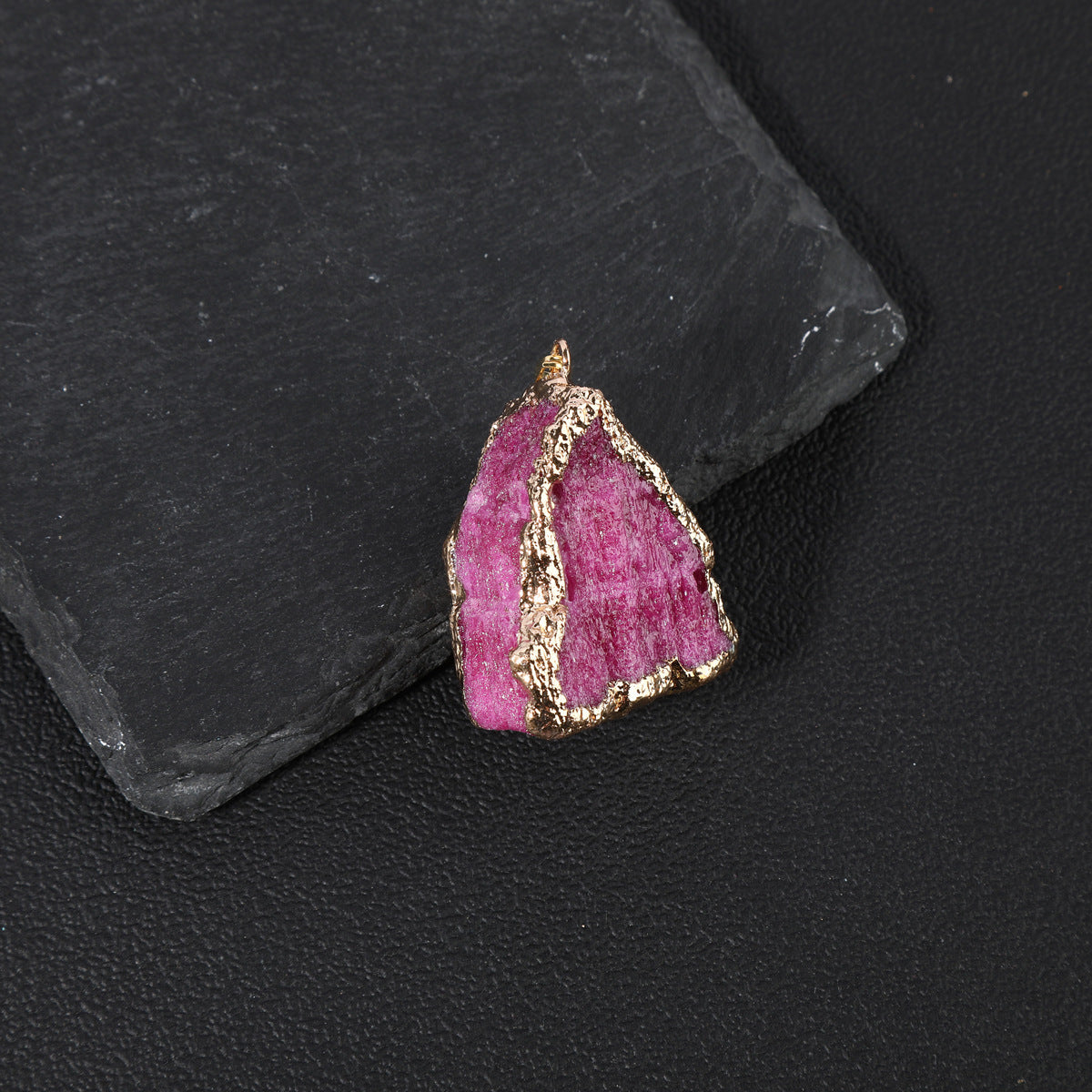 ZOMIRAGE Crimson Rift Stone Talisman Pendant product image
